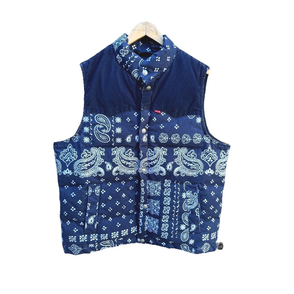 Levi's Western Super Puffer Vest Mens L Blue White Bandana Paisley Corduroy Yoke